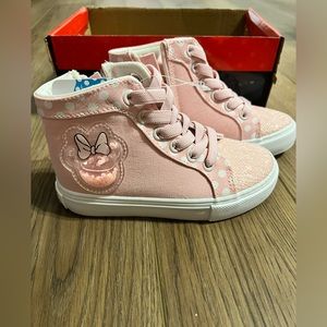 NWT Minnie Mouse Little Girl Hightops
